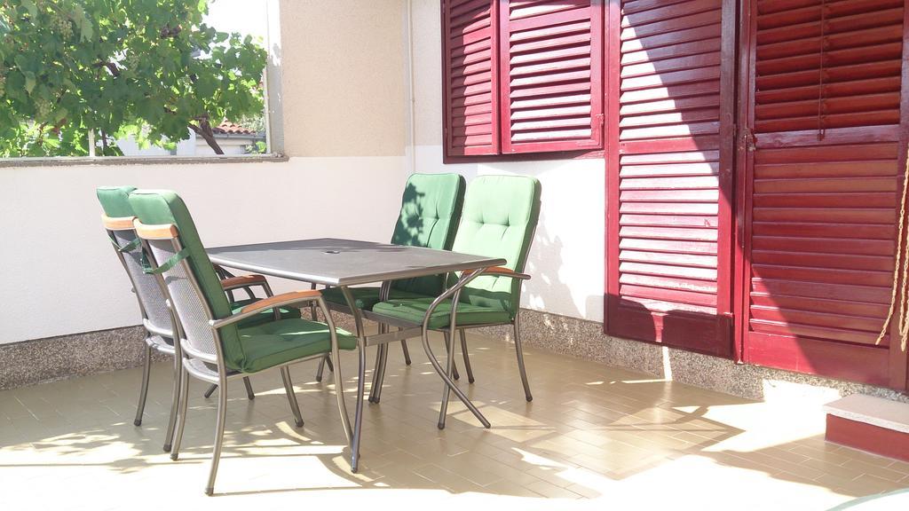 Apartment Zoric Гребащиця Екстер'єр фото